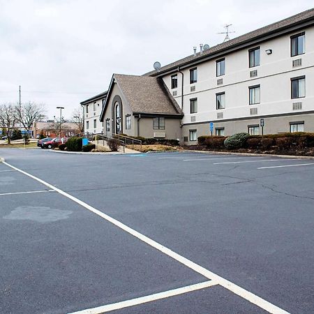 Welcome Suites Springdale Exterior photo